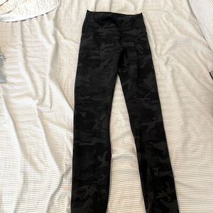 LULULEMON LEGGINGS- align high rise